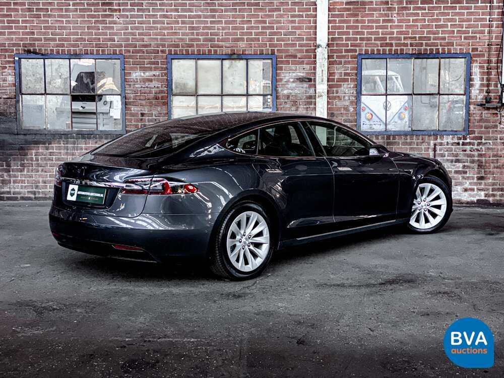 Tesla Model S 75 333pk 2017 -Org. NL-, PP-332-T 