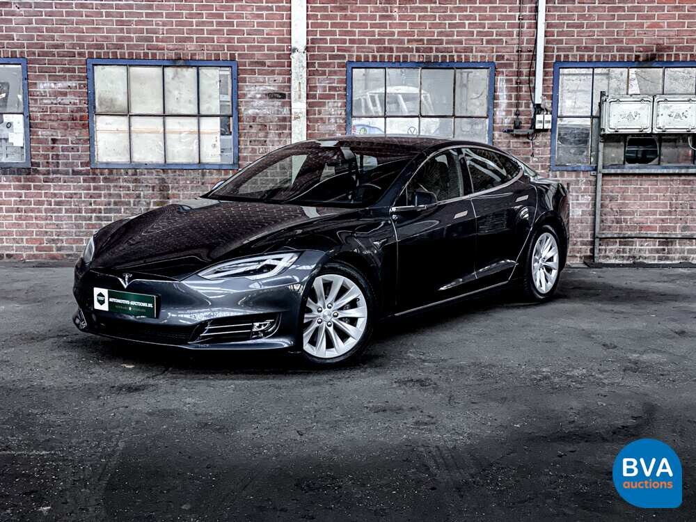 Tesla Model S 75 333pk 2017 -Org. NL-, PP-332-T 