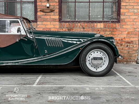 Morgan 4/4 (1.6 Ford Kent vier-in-lijn) Sports 2-seater 94pk 1979, R-137-JT