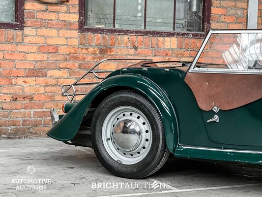 Morgan 4/4 (1.6 Ford Kent vier-in-lijn) Sports 2-seater 94pk 1979, R-137-JT