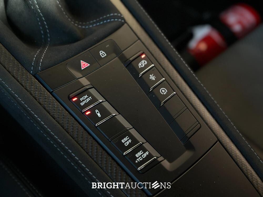 Porsche 718 Cayman GT4 RS WEISSACH 4.0 500pk 2024