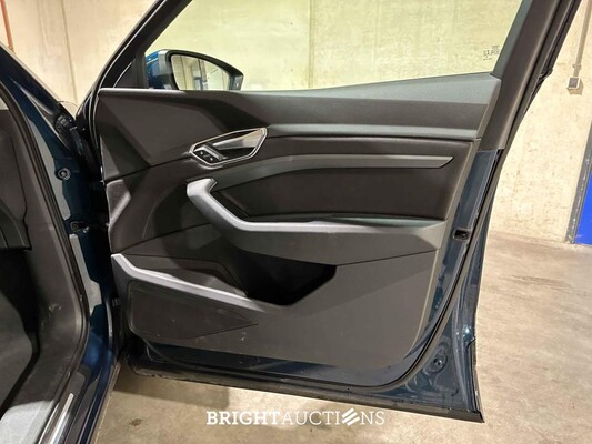 Audi e-tron Sportback 50 Quattro edition 71 kWh 313pk 2020 (Origineel-NL) K-690-KJ