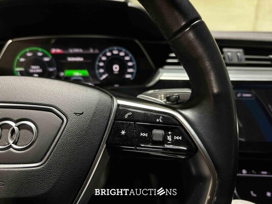 Audi e-tron Sportback 50 Quattro edition 71 kWh 313pk 2020 (Origineel-NL) K-690-KJ