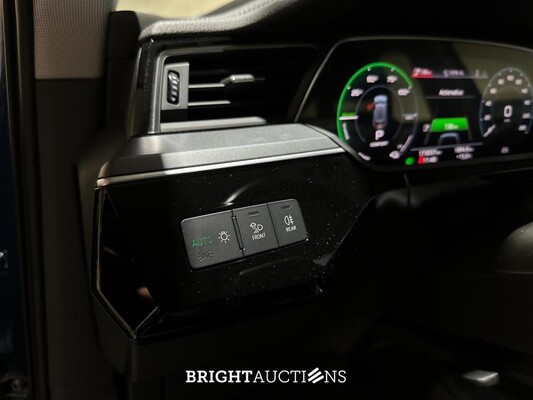 Audi e-tron Sportback 50 Quattro edition 71 kWh 313pk 2020 (Origineel-NL) K-690-KJ