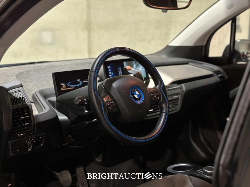 BMW i3 S Executive Edition 120Ah 42 kWh 184pk 2019 (Origineel-NL), ZP-062-Z