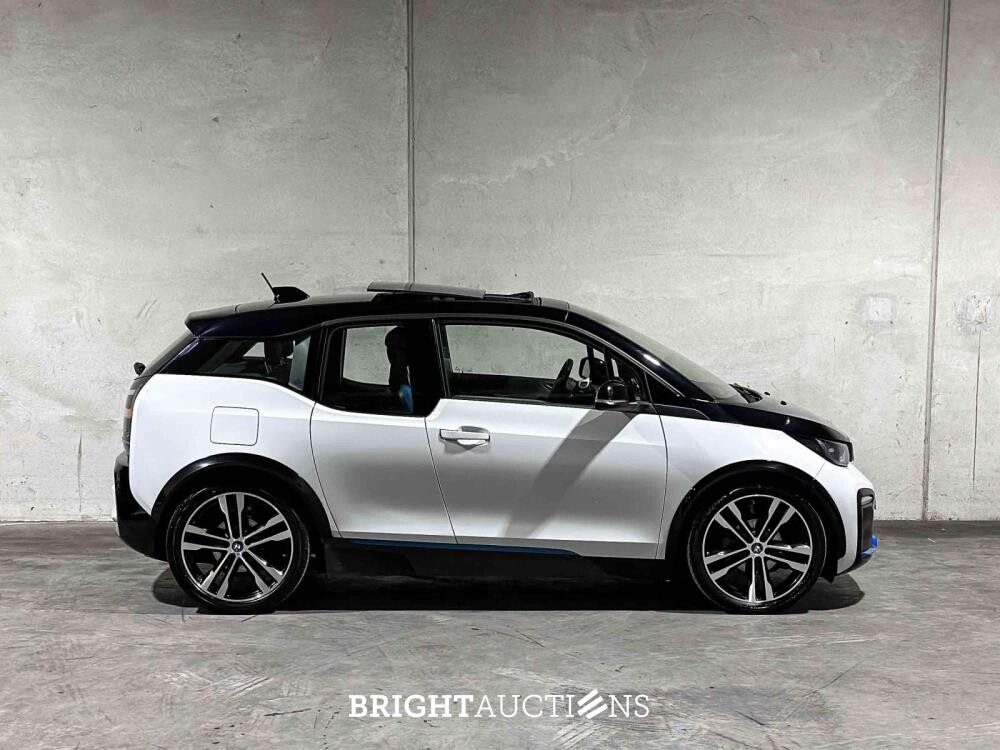 BMW i3 S Executive Edition 120Ah 42 kWh 184pk 2019 (Origineel-NL), ZP-062-Z