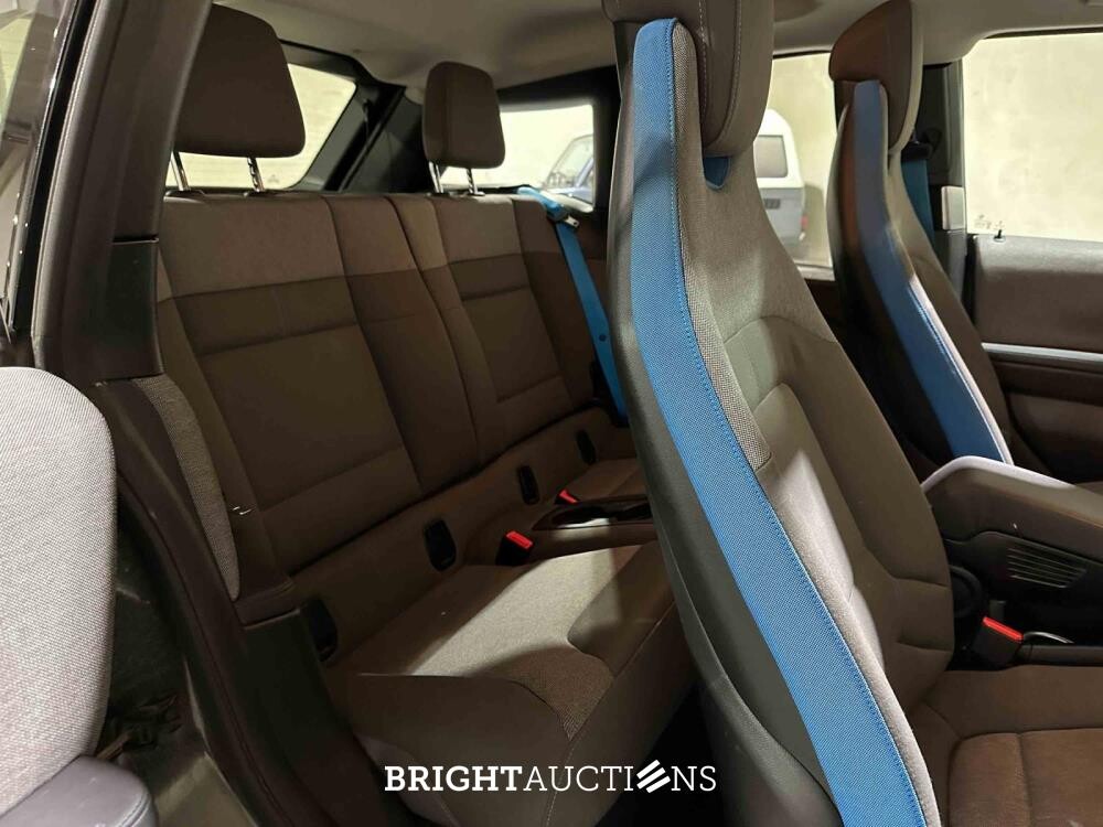 BMW i3 S Executive Edition 120Ah 42 kWh 184pk 2019 (Origineel-NL), ZP-062-Z