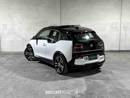 BMW i3 S Executive Edition 120Ah 42 kWh 184pk 2019 (Origineel-NL), ZP-062-Z