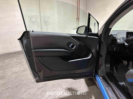 BMW i3 S Executive Edition 120Ah 42 kWh 184pk 2019 (Origineel-NL), ZP-062-Z