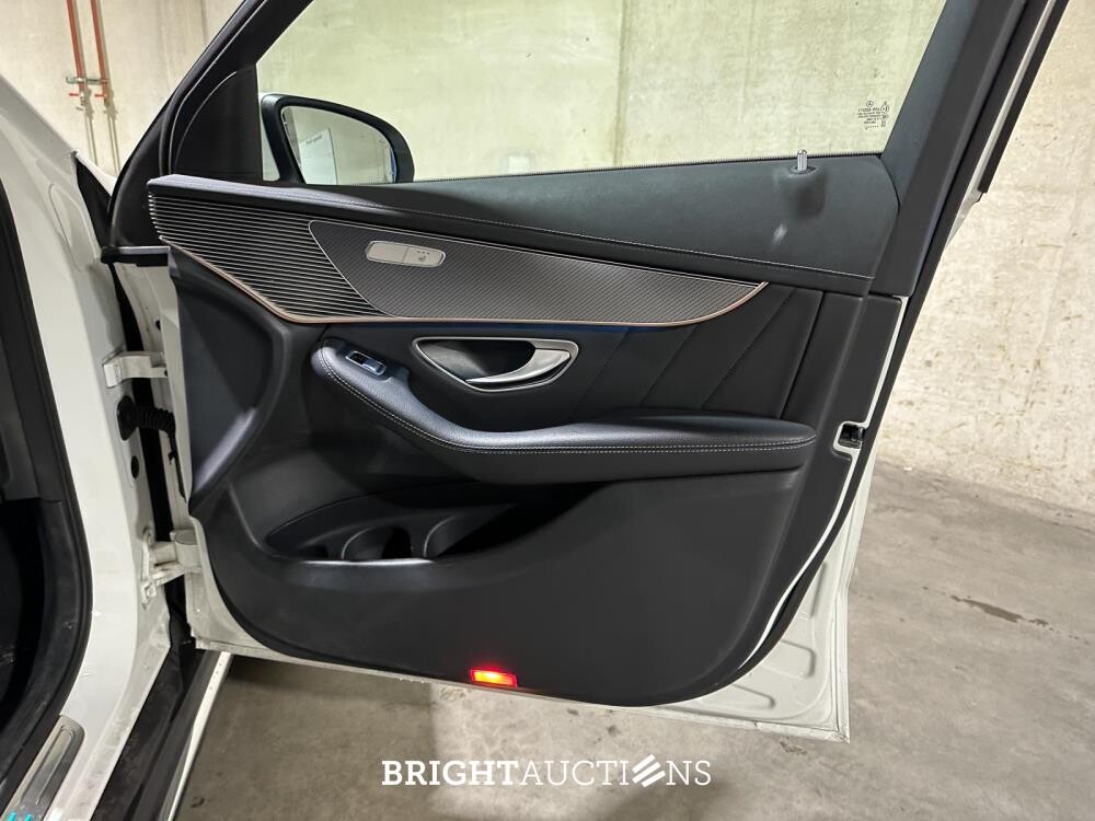 Mercedes-Benz EQC400 4Matic Business Solution Luxury 80 kWh 408pk 2021, P-079-LT