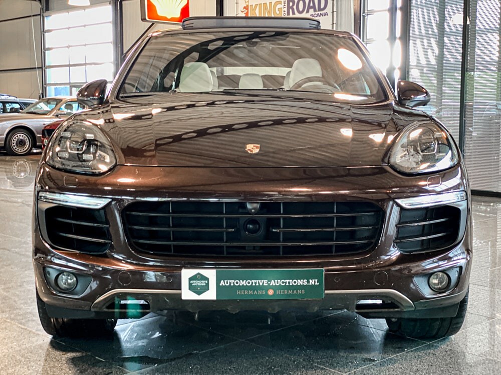 Porsche Cayenne 3.0 S E-Hybrid 462pk Plug-In Hybrid 2015 -Original NL-, GK-506-R.