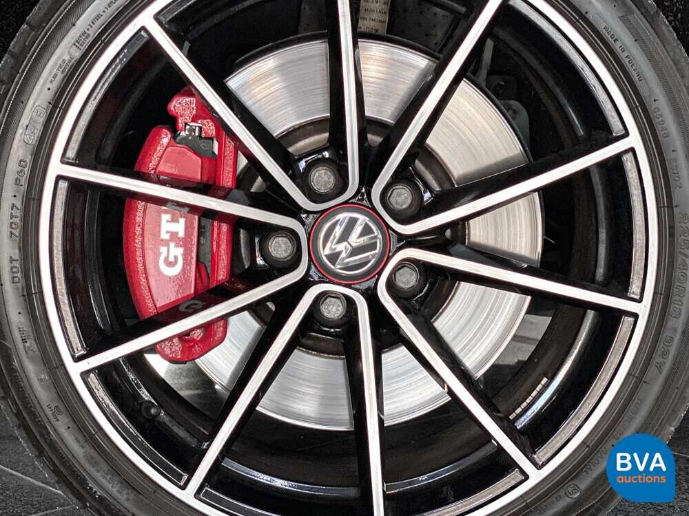 Volkswagen Golf GTI 2.0 TSI Performance 245hp 2020 FACELIFT, K-876-HF.