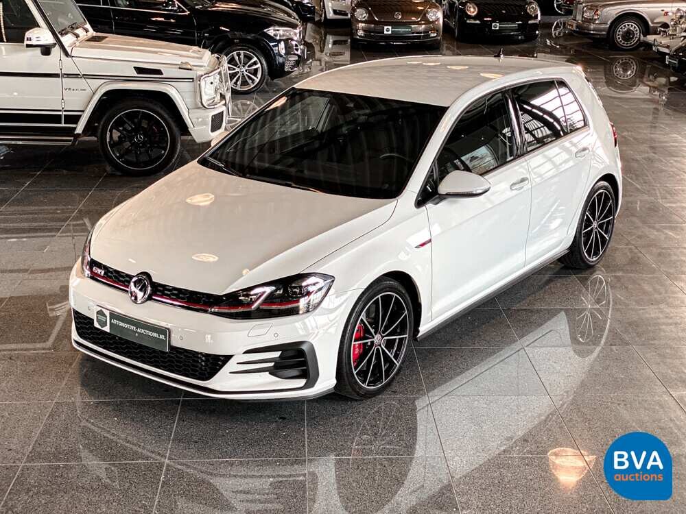 Volkswagen Golf GTI 2.0 TSI Performance 245hp 2020 FACELIFT, K-876-HF.