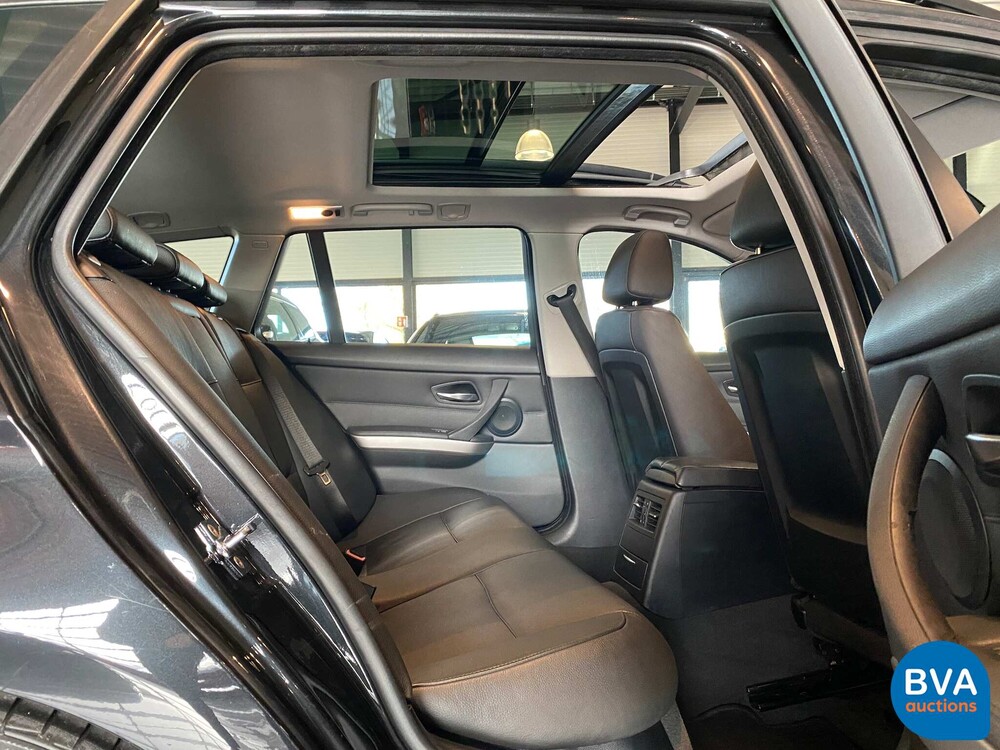 BMW 320i Executive 3-series Touring 170hp 2008, 39-JFR-9.