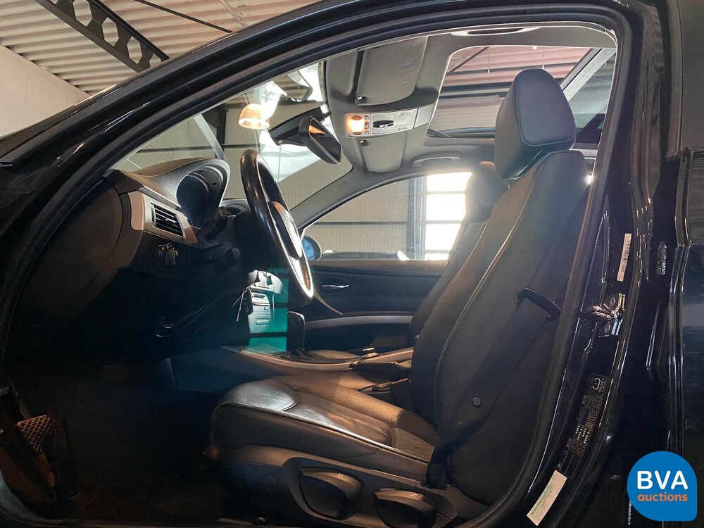 BMW 320i Executive 3-series Touring 170hp 2008, 39-JFR-9.