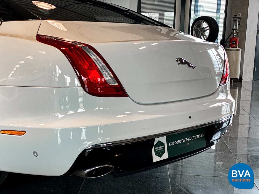 Jaguar XJ 3.0 D Premium Luxury 300hp 2018 Facelift, TD-898-B.