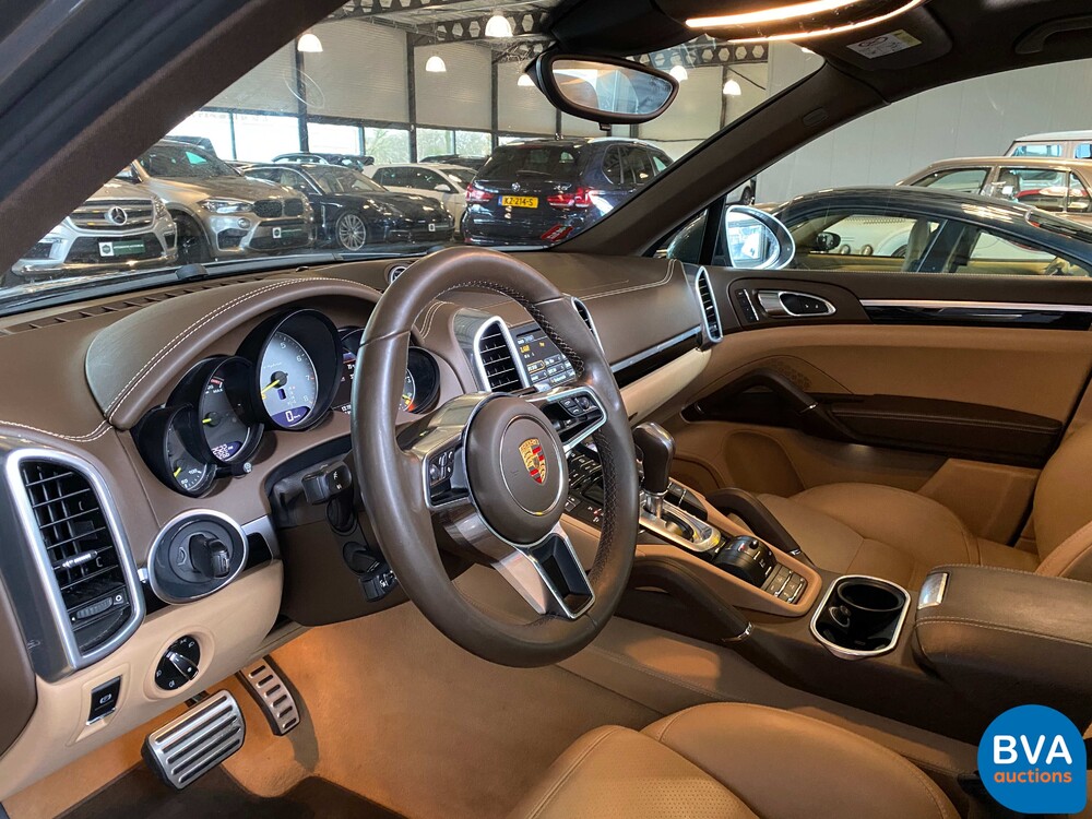 Porsche Cayenne 3.0 S E-Hybrid SportChrono 462pk 2015 -Org NL-, GJ-249-Z.