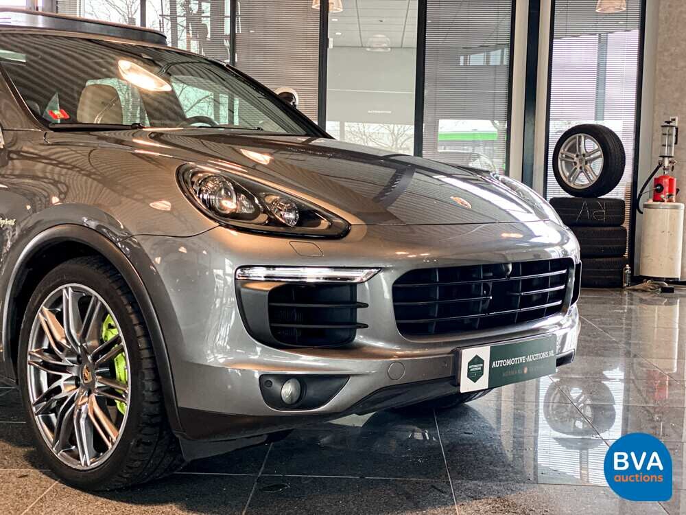 Porsche Cayenne 3.0 S E-Hybrid SportChrono 462pk 2015 -Org NL-, GJ-249-Z.