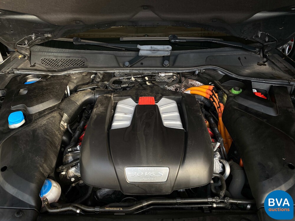 Porsche Cayenne 3.0 S E-Hybrid SportChrono 462pk 2015 -Org NL-, GJ-249-Z.