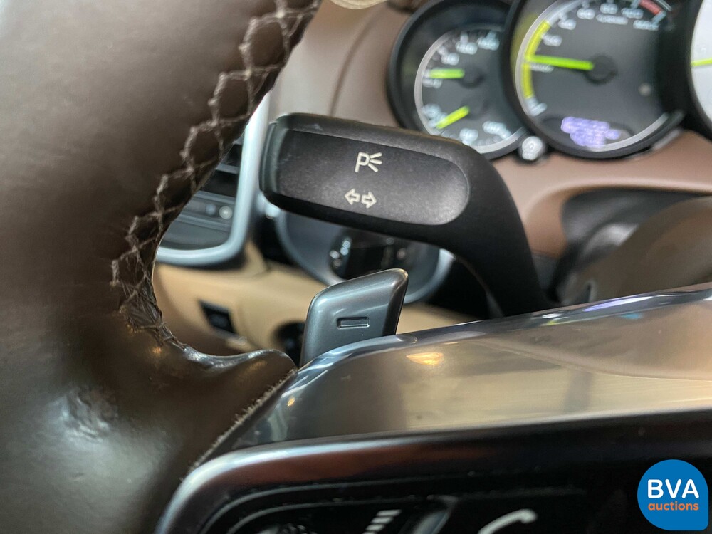 Porsche Cayenne 3.0 S E-Hybrid SportChrono 462pk 2015 -Org NL-, GJ-249-Z.