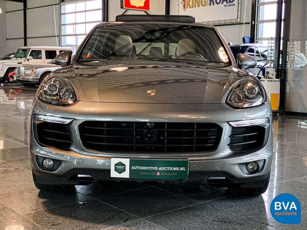 Porsche Cayenne 3.0 S E-Hybrid SportChrono 462pk 2015 -Org NL-, GJ-249-Z.