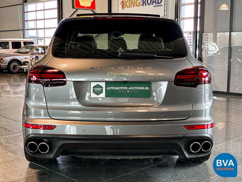 Porsche Cayenne 3.0 S E-Hybrid SportChrono 462pk 2015 -Org NL-, GJ-249-Z.