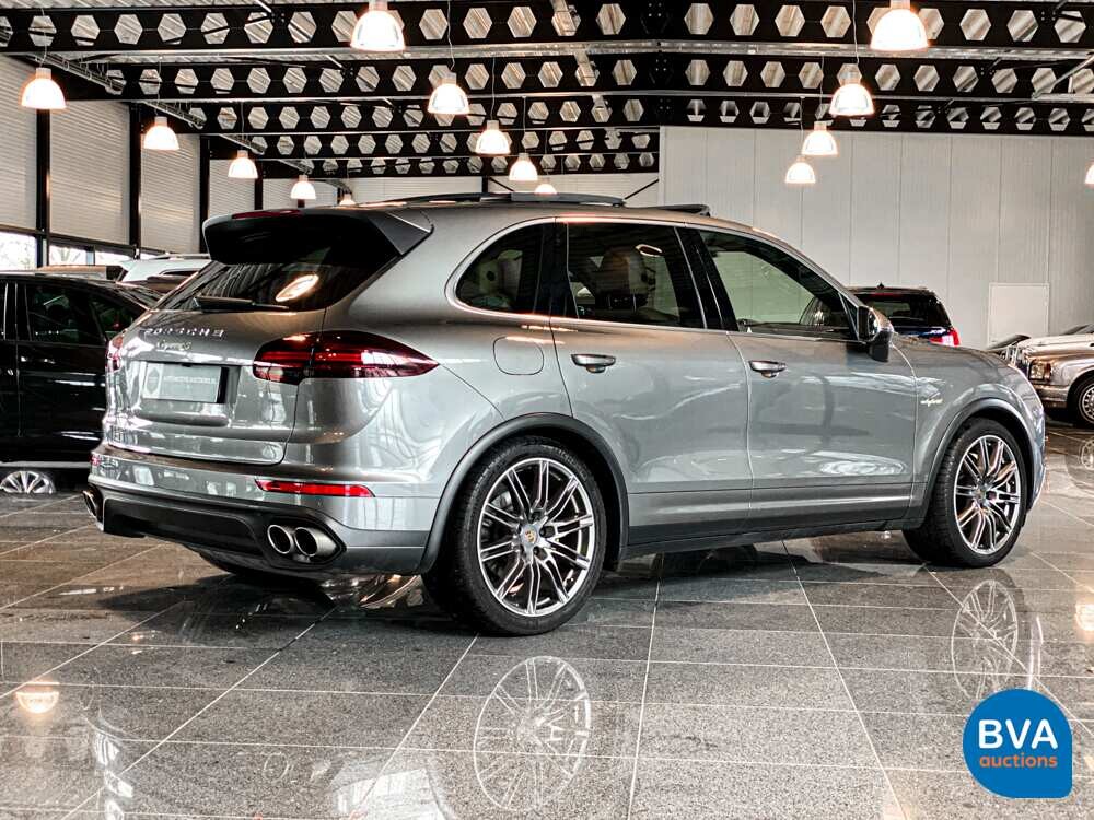 Porsche Cayenne 3.0 S E-Hybrid SportChrono 462pk 2015 -Org NL-, GJ-249-Z.