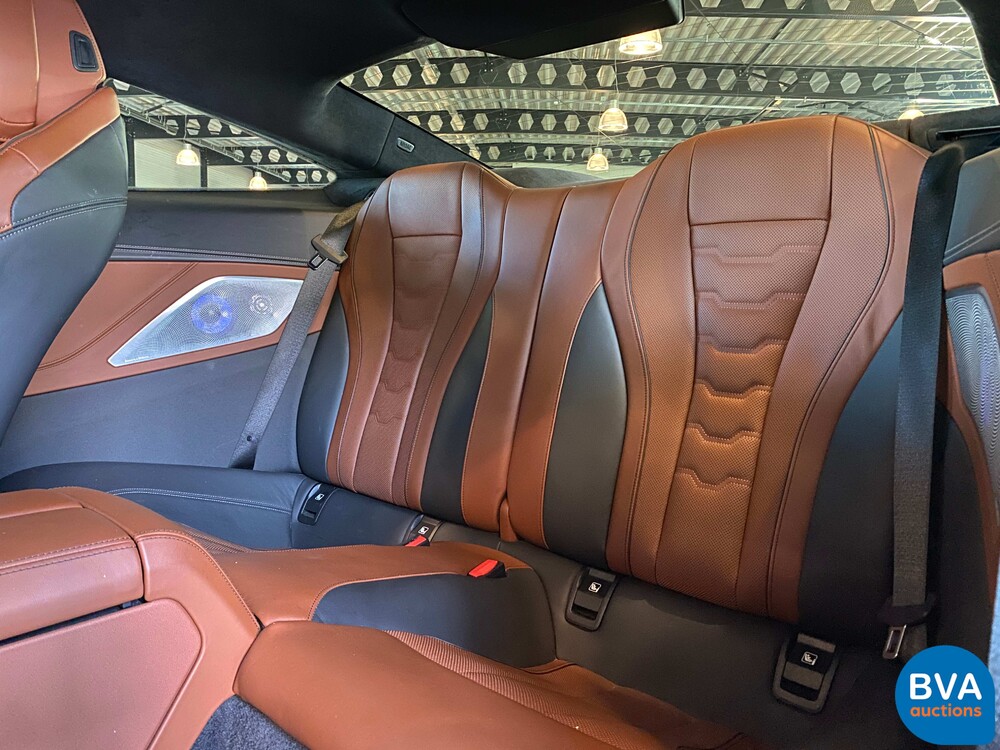 BMW M850i xDrive High Executive M-sport 8-Series 530pk 2019 -Original NL-, XT-330-Z.