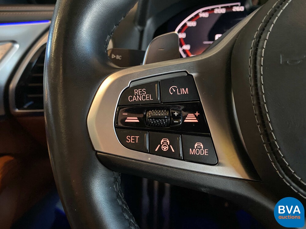 BMW M850i xDrive High Executive M-sport 8-Series 530pk 2019 -Original NL-, XT-330-Z.