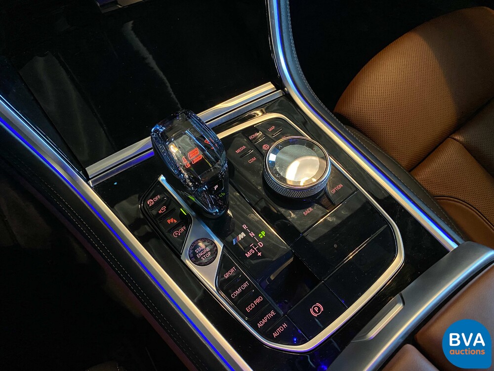 BMW M850i xDrive High Executive M-sport 8-Series 530pk 2019 -Original NL-, XT-330-Z.
