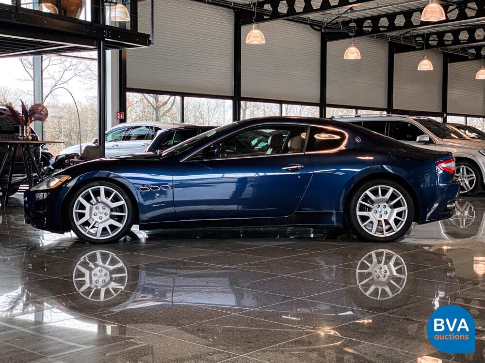 Maserati Gran Turismo 4.2 405 hp 2008, 37-KFL-6.