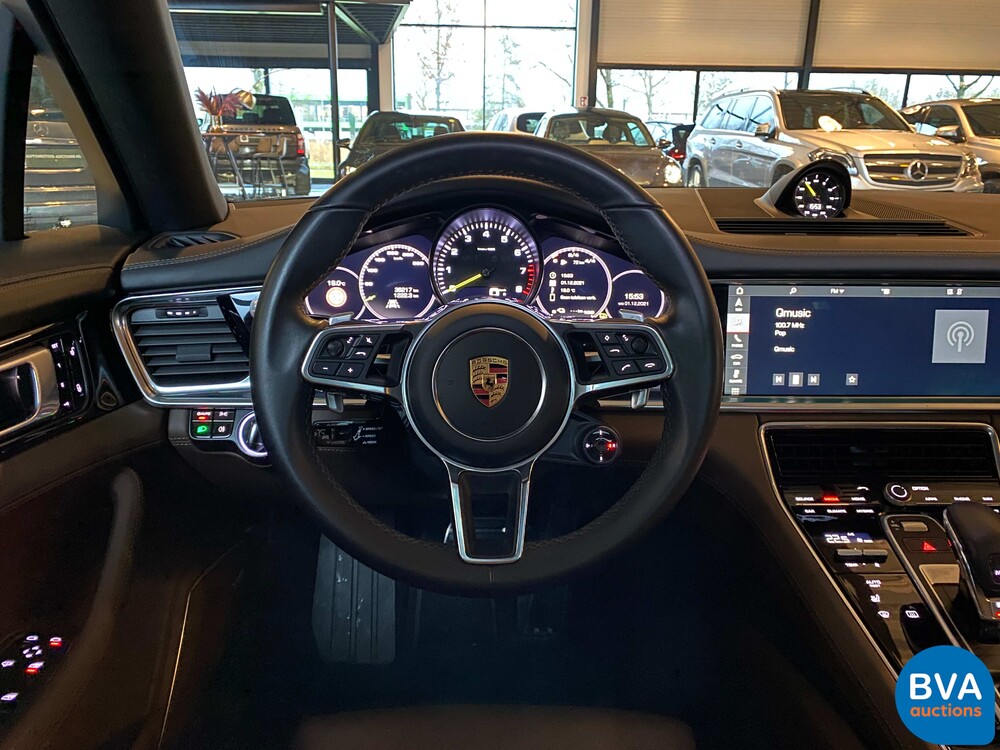 Porsche Panamera 2.9 V6 Bi-Turbo Plug-In Hybrid PDK 462pk Sport-Chrono 2018.