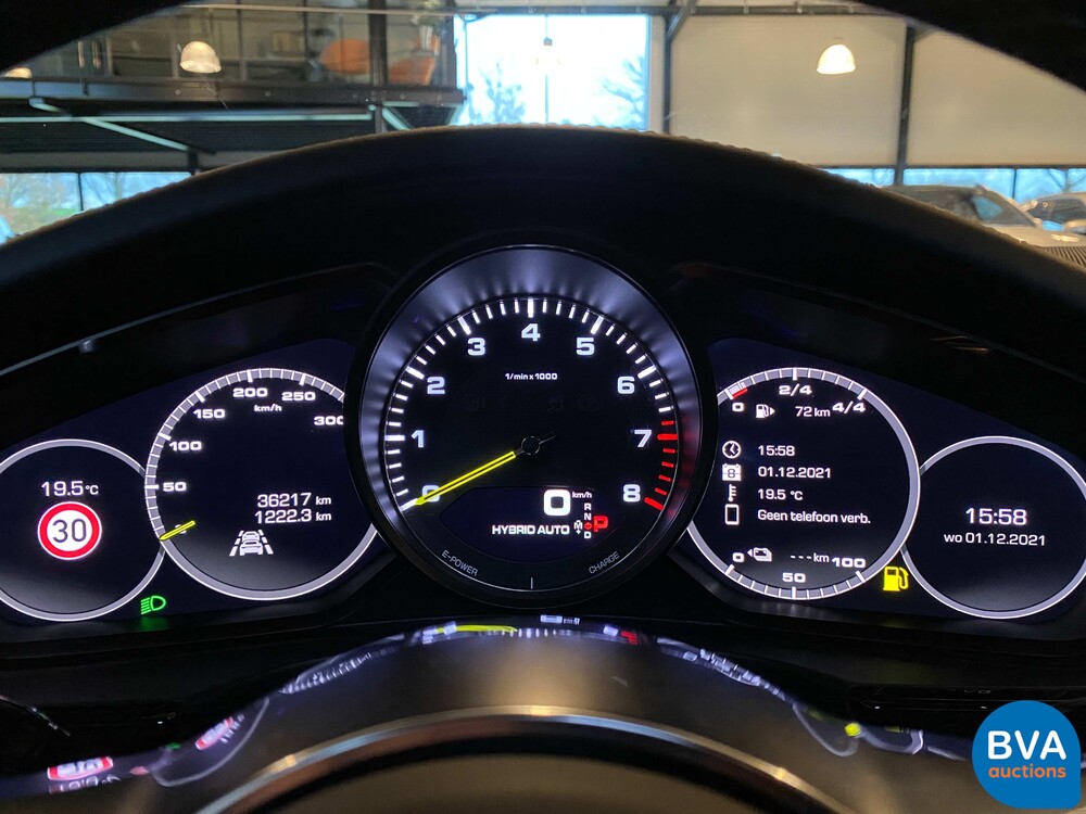 Porsche Panamera 2.9 V6 Bi-Turbo Plug-In Hybrid PDK 462pk Sport-Chrono 2018.