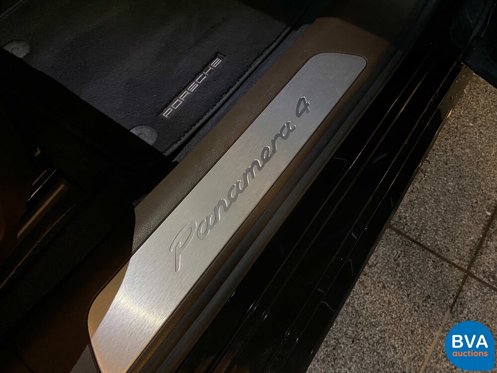 Porsche Panamera 2.9 V6 Bi-Turbo Plug-In Hybrid PDK 462pk Sport-Chrono 2018.