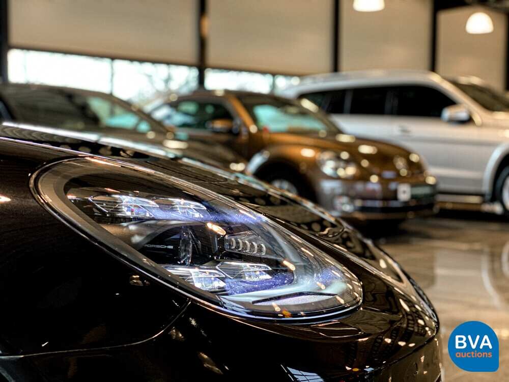 Porsche Panamera 2.9 V6 Bi-Turbo Plug-In Hybrid PDK 462pk Sport-Chrono 2018.