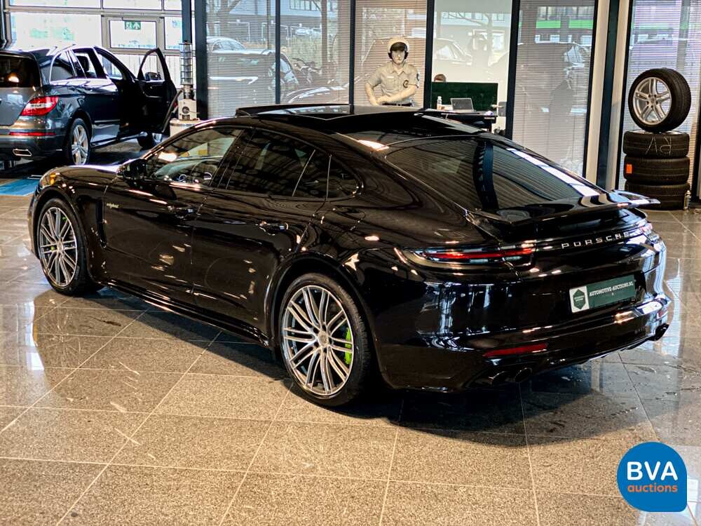 Porsche Panamera 2.9 V6 Bi-Turbo Plug-In Hybrid PDK 462pk Sport-Chrono 2018.