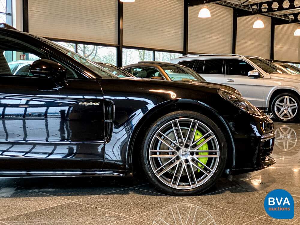 Porsche Panamera 2.9 V6 Bi-Turbo Plug-In Hybrid PDK 462pk Sport-Chrono 2018.