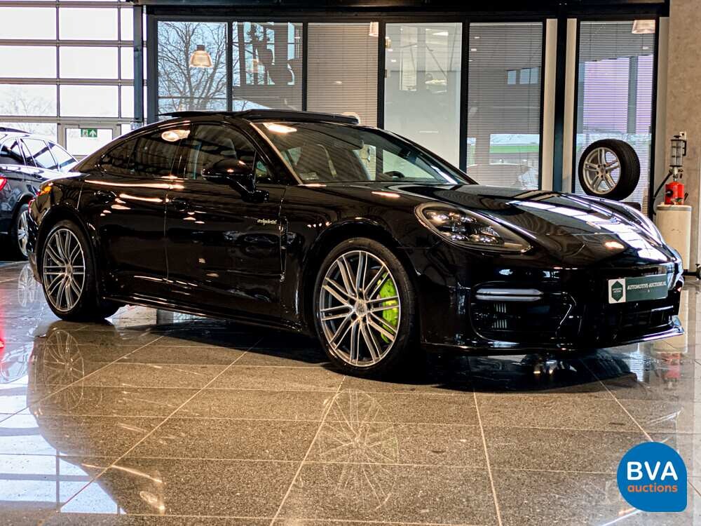 Porsche Panamera 2.9 V6 Bi-Turbo Plug-In Hybrid PDK 462pk Sport-Chrono 2018.