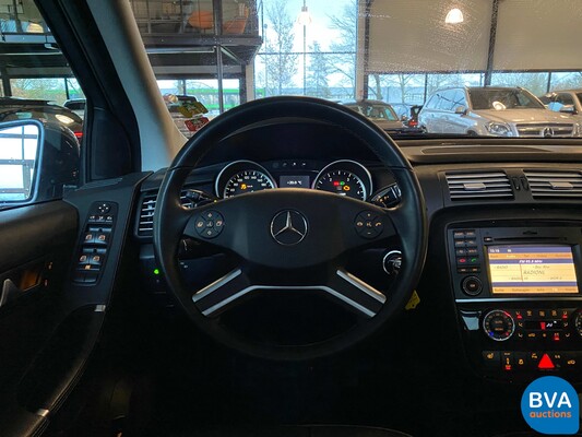 Mercedes-Benz R350 CDI BueTec Long 4-Matic 7-person R-class 211pk 2011, RS-281-P.