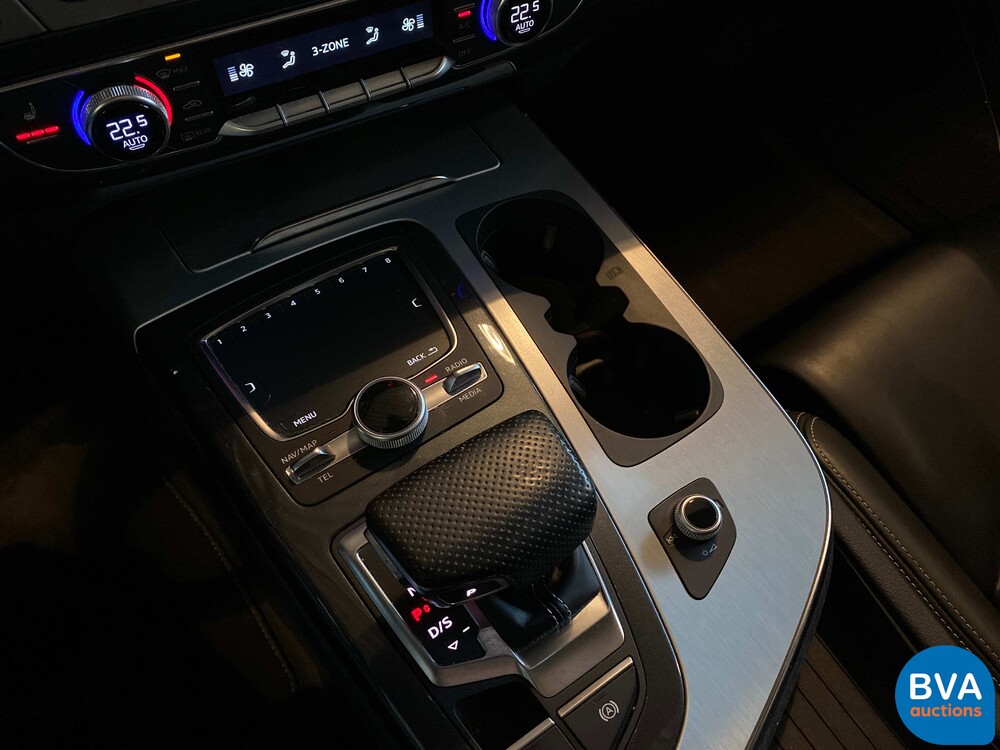 Audi Q7 3.0 TDI e-tron quattro S-line 373pk 2016, NG-904-G.