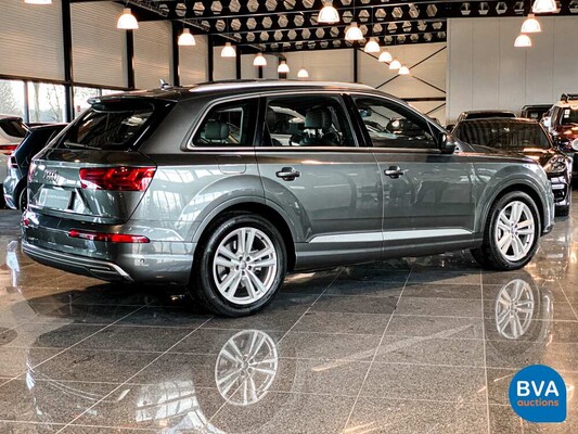 Audi Q7 3.0 TDI e-tron quattro S-line 373pk 2016, NG-904-G.