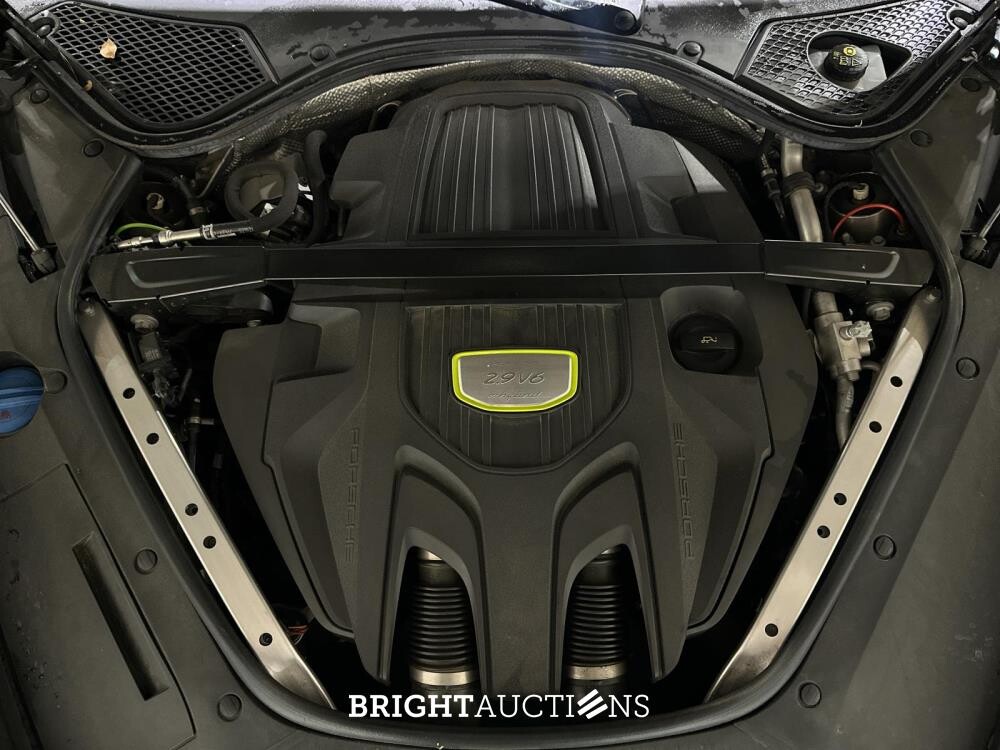 Porsche Panamera 4 E-Hybrid (Sport-Chrono) 2.9 V6 462pk 2019, J-406-NS