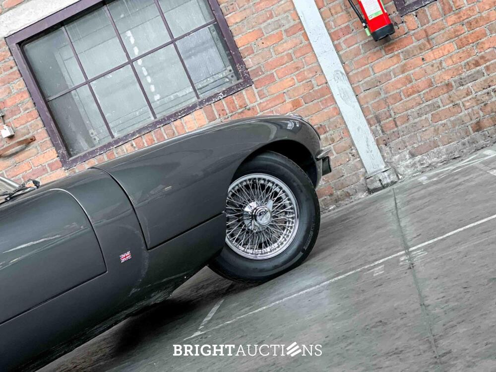 Jaguar E-Type 4.2 I6 Series 2+2 265pk 1969, AL-48-63