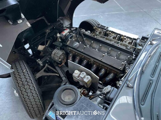 Jaguar E-Type 4.2 I6 Series 2+2 265pk 1969, AL-48-63