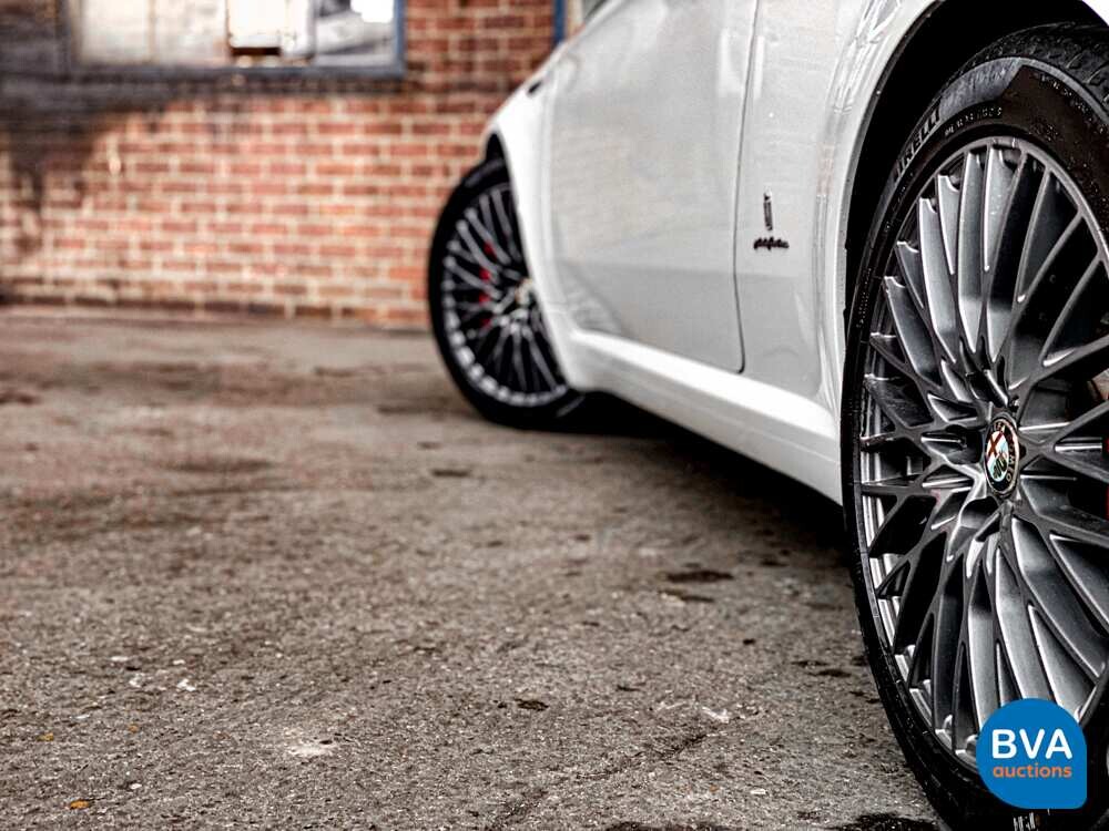 Alfa Romeo Spider 1750 TBI Sport 200hp 2011, 6-TKB-68.