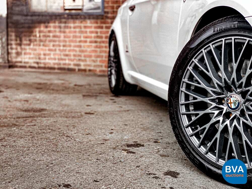 Alfa Romeo Spider 1750 TBI Sport 200hp 2011, 6-TKB-68.