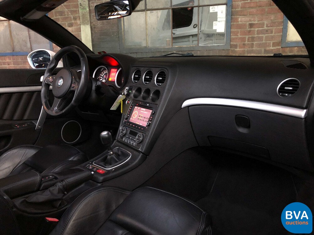 Alfa Romeo Spider 1750 TBI Sport 200hp 2011, 6-TKB-68.