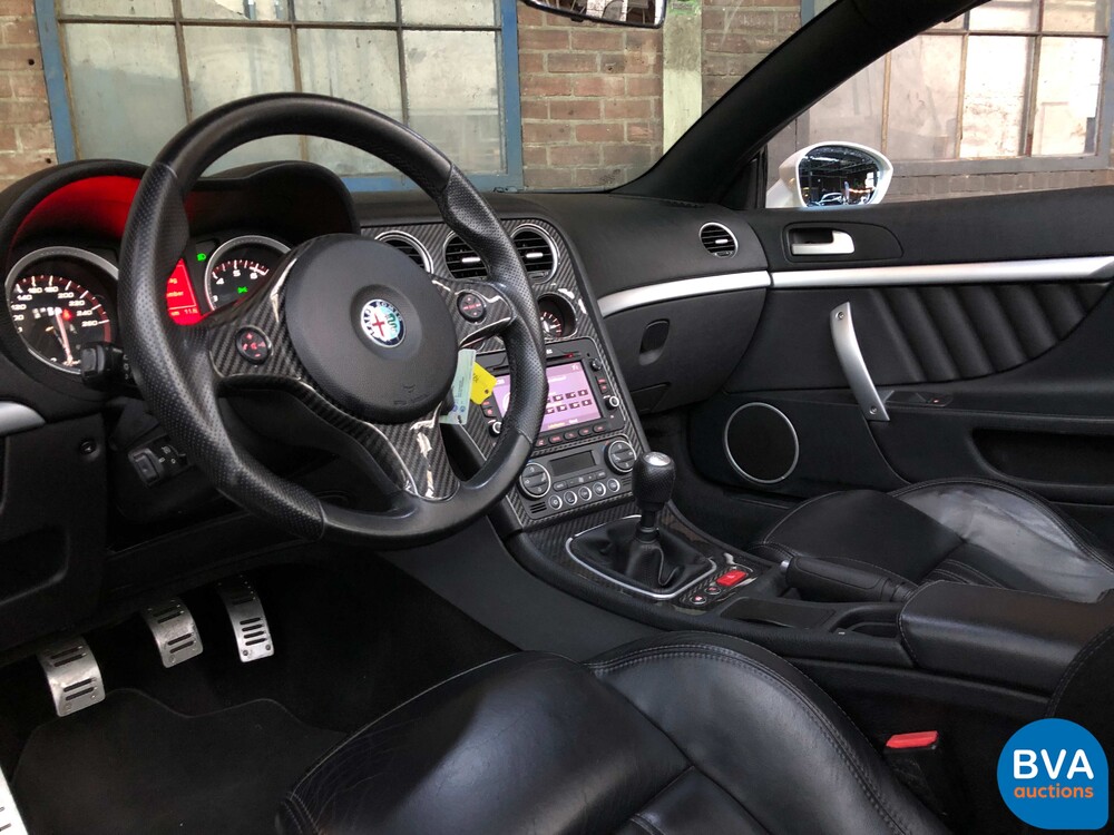 Alfa Romeo Spider 1750 TBI Sport 200hp 2011, 6-TKB-68.