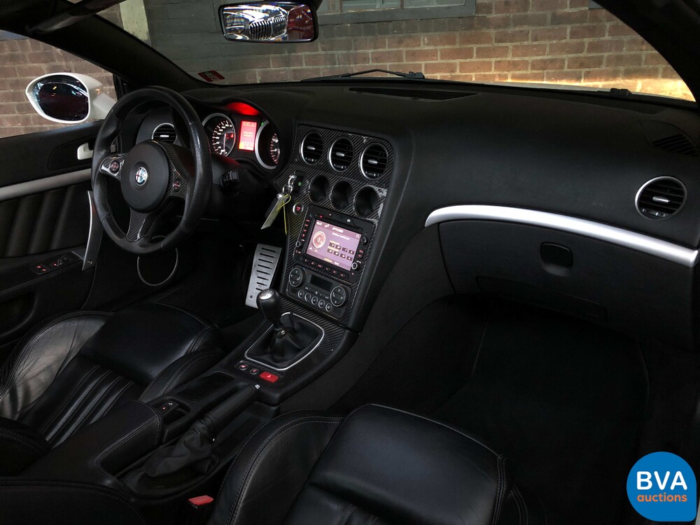 Alfa Romeo Spider 1750 TBI Sport 200hp 2011, 6-TKB-68.