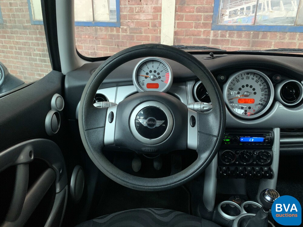 Mini one 1.6 90hp 2002, 69-NV-ZV.